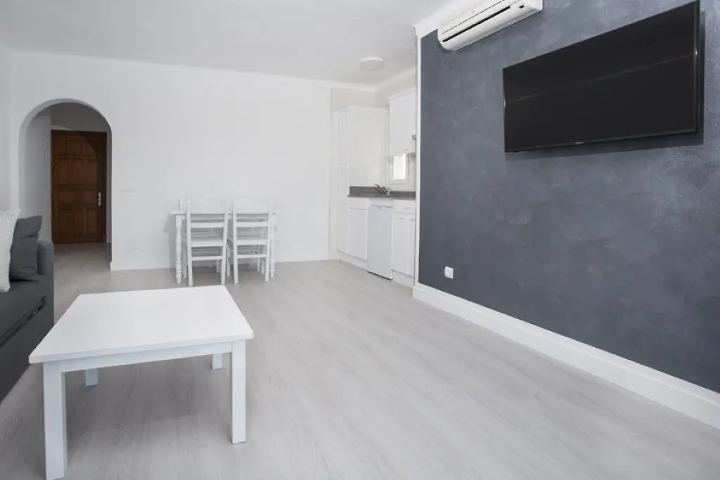 Hotel Ferrera Suites